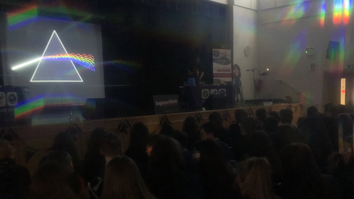 StMarysDerryTD's tweet photo. Third packed #EngineerWeek @scimadesimple Road Show - @StMarysDerryTD welcomes @TechScoilMhuire #Buncrana #Donegal to @stmarysderry @EngineerIreland https://t.co/biGFdcD594