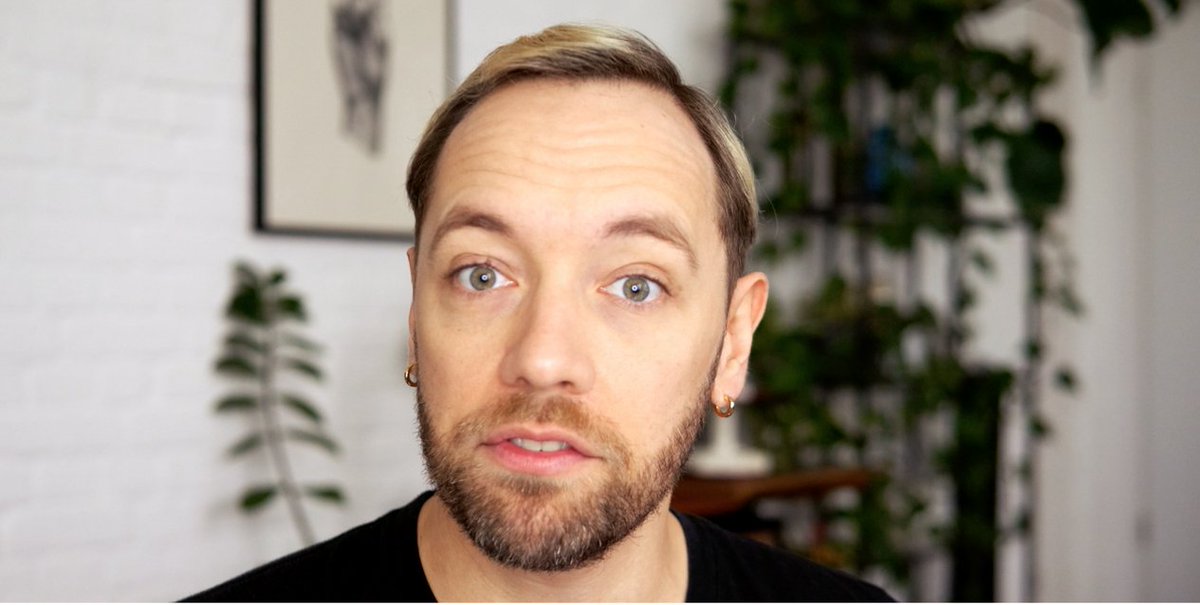 scarlettabbott's tweet photo. What are the 'easy to overlook, but vitally important' elements of a successful @workplacefromFB roll-out? 

@TSDigi explores these nuances and where they sit with vision, governance, advocacy, leadership, content, access, education &amp; launch. 

Full vid: https://t.co/QhZME28wdQ https://t.co/SI9INet7Gq