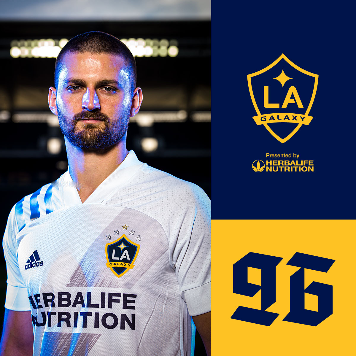 LAGalaxy's tweet photo. 🚨 𝕲IVEAWAY #️⃣1️⃣ 🚨

Everyone wins!

Reply with a photo of your own for a custom #VamosGalaxy graphic 📲 https://t.co/zKaAccFGRC