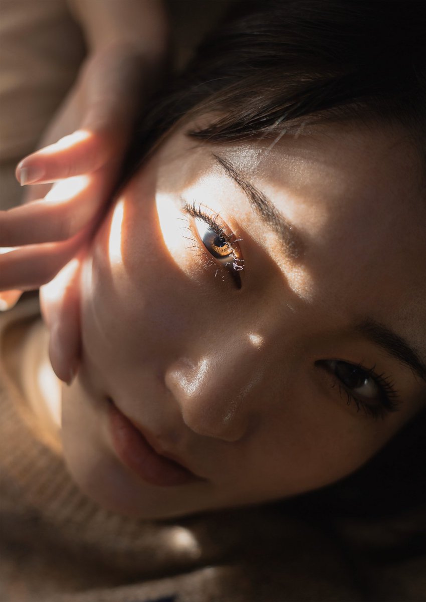 takahiro_movie's tweet photo. Brown担当。
目が美しいから見て。

#戦隊モノだったら出演NG
#それでも展示OKな
#色をテーマにした写真展
#Colors2020 
#展示作品
#ポートレート
#photography 
 
model: 柊 里杏 https://t.co/VKJt9fXPgA