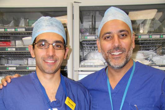IndPractice's tweet image. Delighted that Andrea Bille, one of our #thoracic #surgeons is featured in the @EveningStandard for his ground-breaking double robotic surgical operation with colleague Asit Arora standard.co.uk/news/health/su…