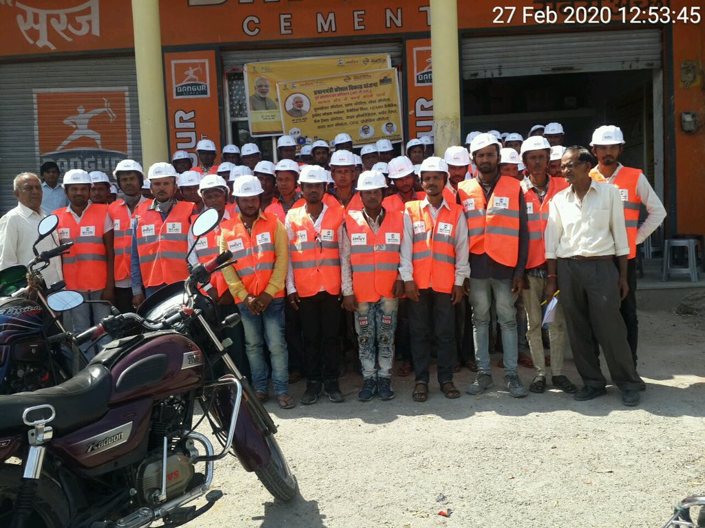 JKSB479's tweet photo. Assessment of RPL Wire saw operator at Kesariya ji Udaipur (Rajasthan) under @MiningSSC  Training by JKSb ( Jan Kalyan Samiti Bikramganj) @DrMNPandeyMP @RajKSinghIndia @NSDCINDIA @MSDESkillIndia @manish__kumar @Skill_Abhi_NSDC https://t.co/MkkZBid93b