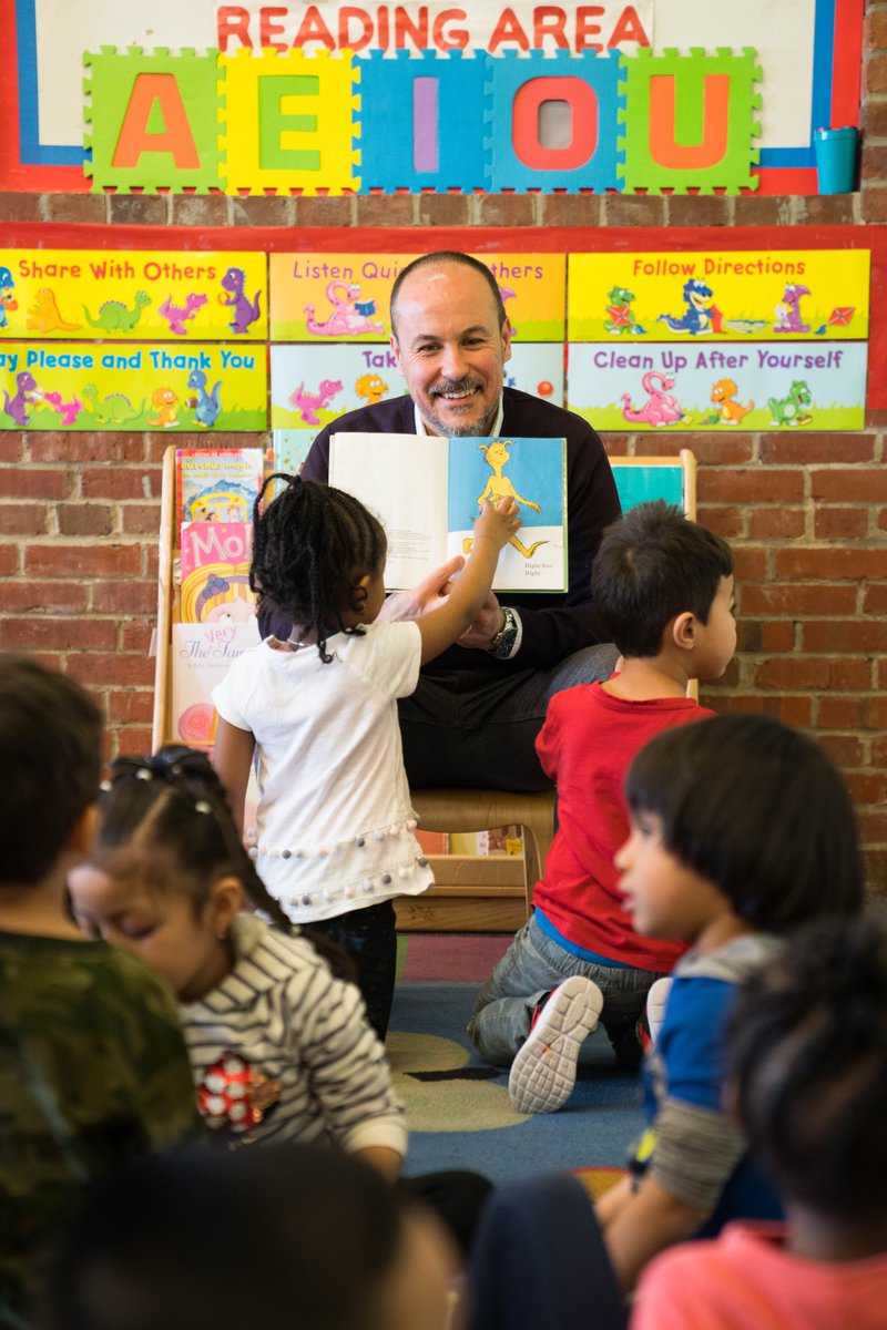 SEDcenterDC's tweet image. On February 28, SED welcomed SSHAPE, Inc. to read books to the preschool children. #SSHAPE is an architecture and interior design firm serving commercial clients in the real estate, business, and non-profit communities. 

#ReadOutLoud #Education #SEDCenter