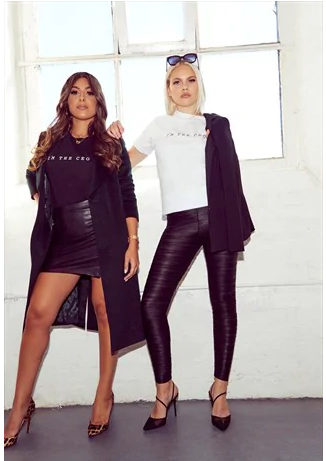 SaltbyCC's tweet image. 'I'm the CEO' from our City Girl collection.
Comes in black and white and made from 100% organic cotton jersey.  Pair with a pair  trousers, or skirt &amp;amp; also fabulous under a blazer with jeans 

Show them who’s boss! 
saltfashion.co.uk/shop-all/im-th…
#designertshirt #womensbasic #tshirts