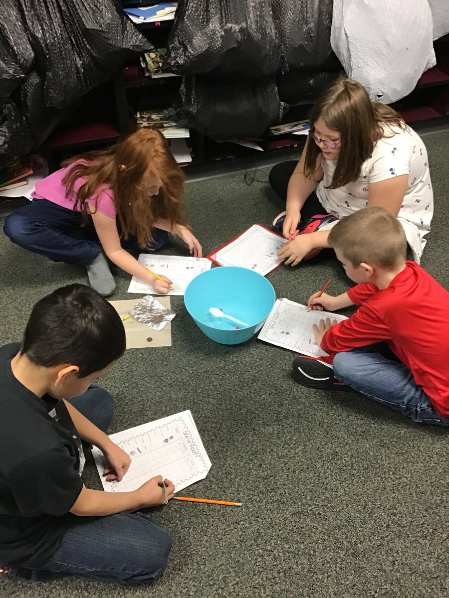 JCDMrsPindell's tweet photo. Will it sank or float? #2ndgradematter https://t.co/TsFLHbxbhJ