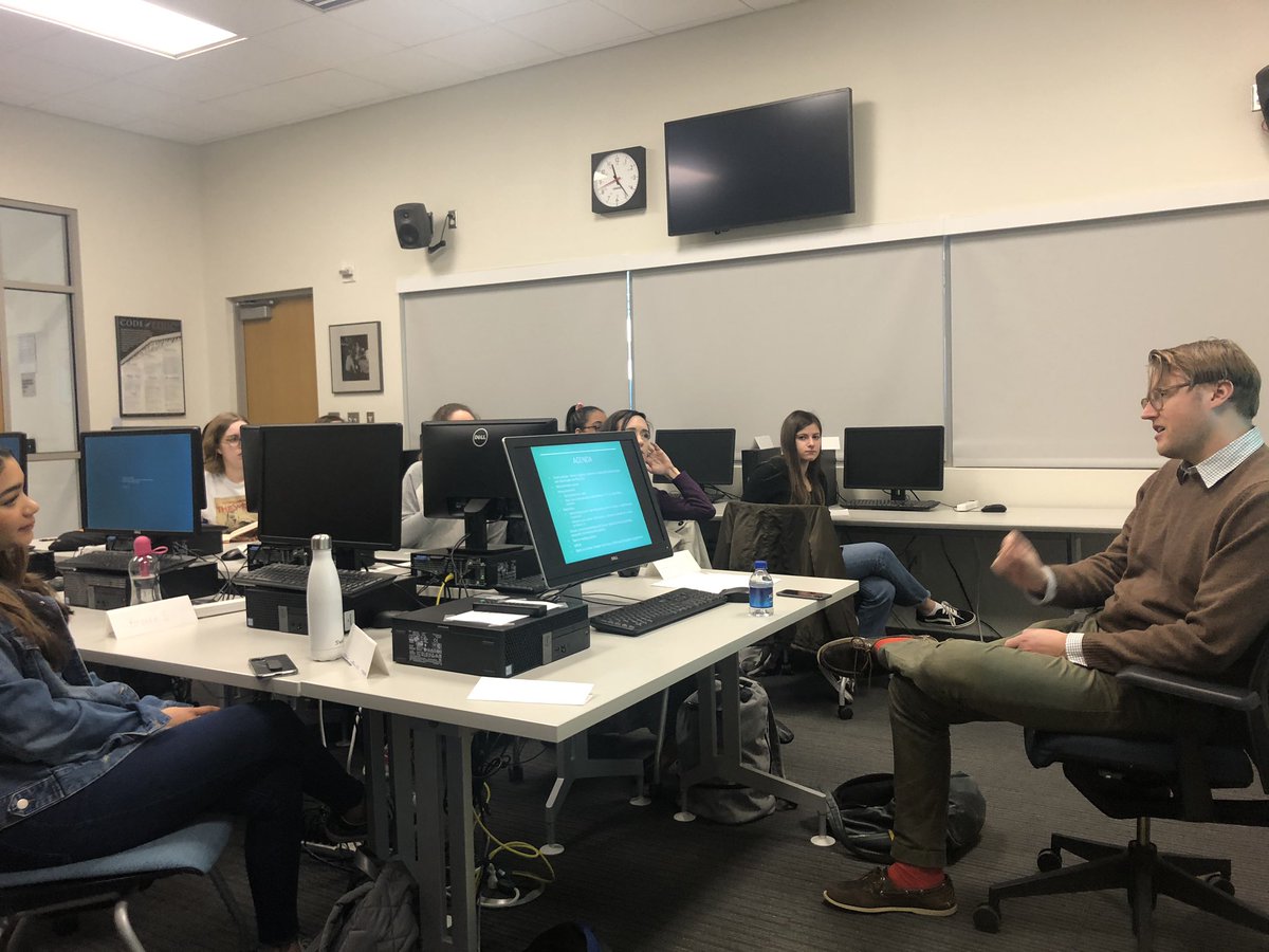 corinnehirsch's tweet photo. Thank you @dlippman for sharing your insights &amp; experiences about covering Washington &amp; best practices when working w/ reporters #mediarelations @AU_SOC https://t.co/cBuCIq3FM0