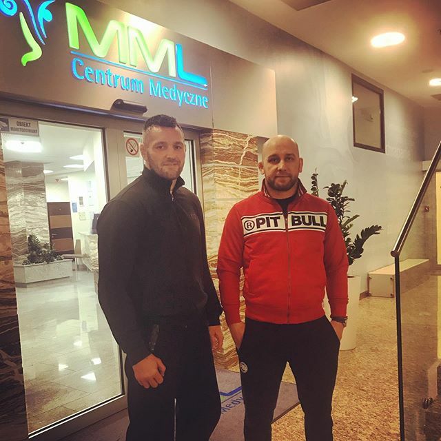 Arrachion's tweet photo. Przegląd w @centrum_medyczne_mml przed wylotem do Kazachstanu 🛫 
@karol_celinski @aca_mma @pitbullsports https://t.co/j79lHQmNzk https://t.co/maO46nXtVG