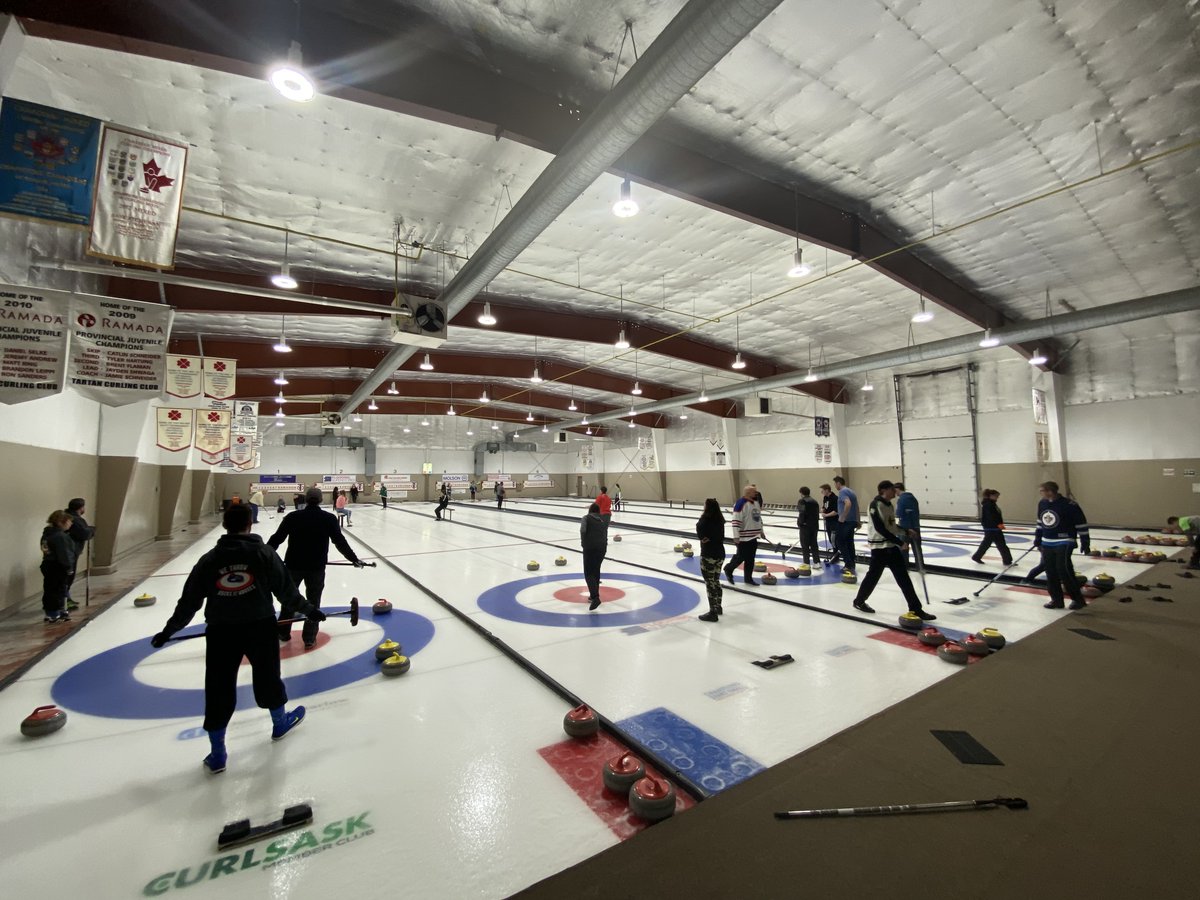 acecsk's tweet photo. On Saturday evening @acecsk kicked off Engineering & Geoscience month with a Curling Funspiel in Regina. Congrats to our top 3 teams:
Gold - KGS Group
Silver - Walker Projects
Bronze - CIMA+
#EngineersHavingFun #EngineersCanCurl π₯π₯π₯ https://t.co/NpUqzt5wwG
