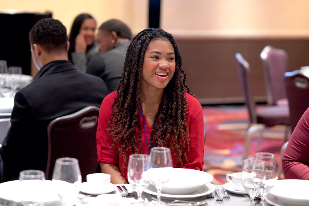 JRFoundation's tweet photo. The Class of 2023 will be ready for important lunch meetings and black-tie galas thanks to a dining etiquette course led by Chef Dawn Tyson. #JRFeffect #JRFoundation #JRF https://t.co/YlnAu8mh9w