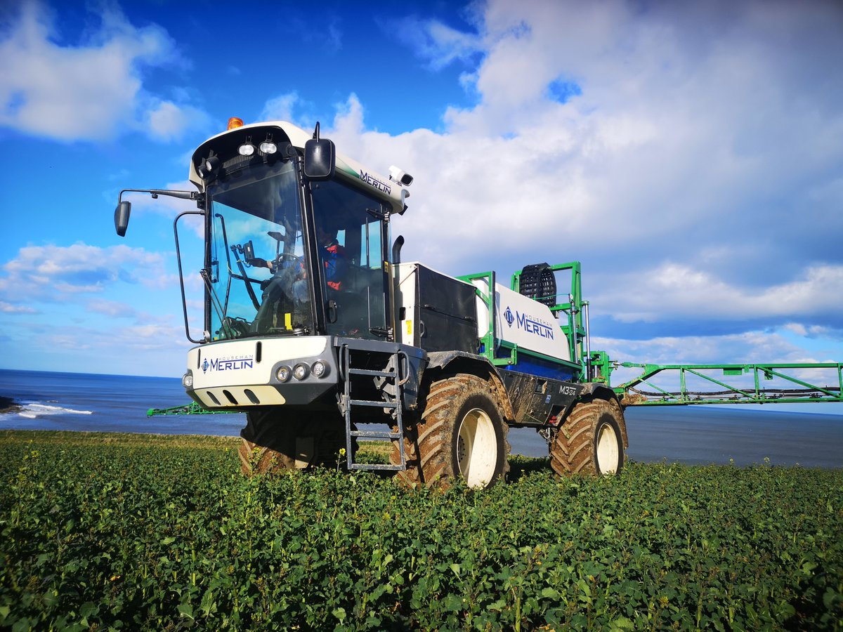 ChrisMason_PD's tweet photo. Househam Merlin sprayer fitted with ALS2 N-Sensor and new control tablet by Precision Decisions. At Green Farming near Scarborough. What a view.
@Yara_UK @PrecisionDec @MapOfAg @HousehamSprayer
#precisionfarming #variableratenitrogen #yara https://t.co/AWbkoPs25G