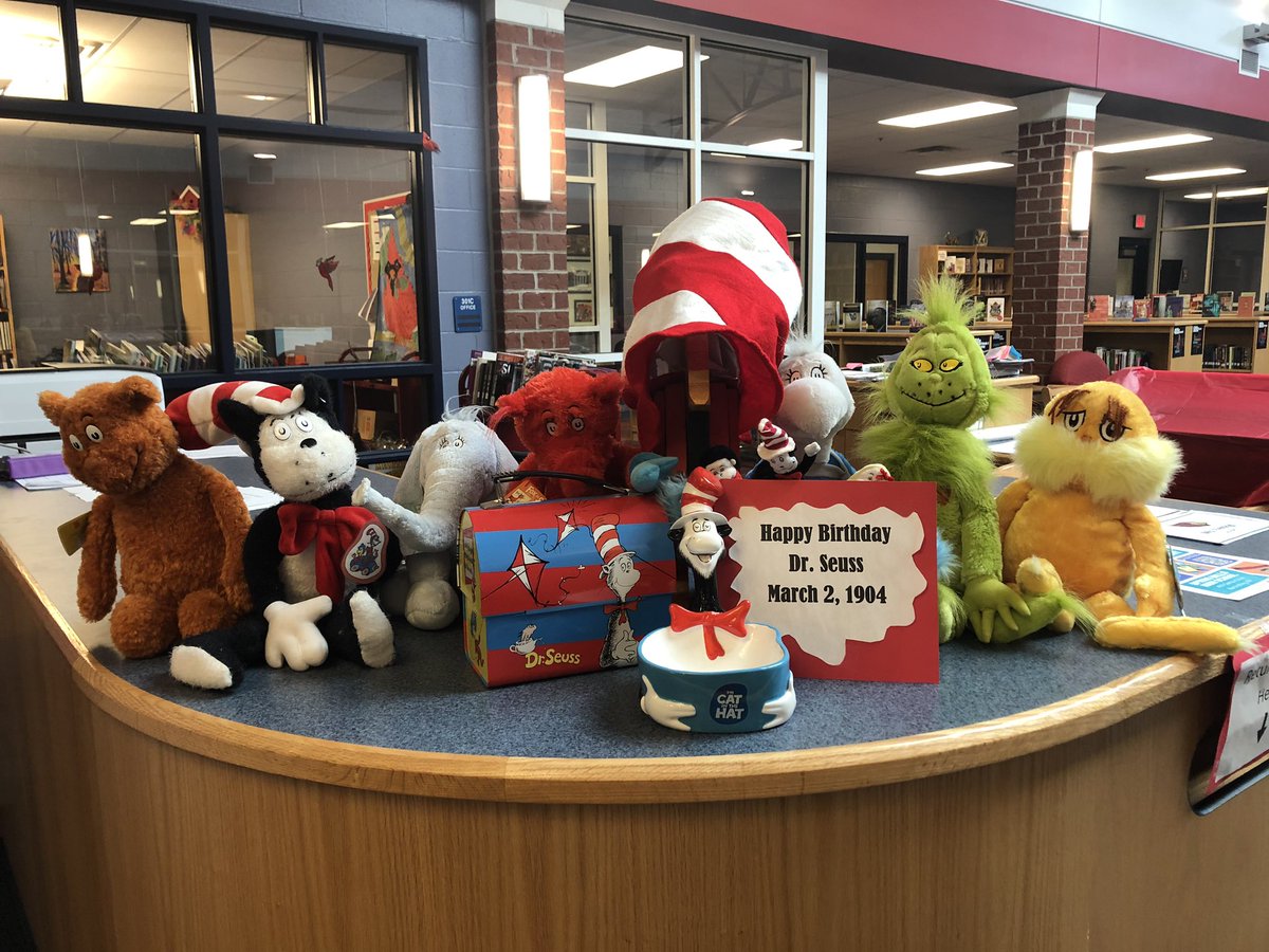 Do we celebrate Dr. Seuss in Cardinal Country? You better believe it! #ReadAcrossAmericaDay