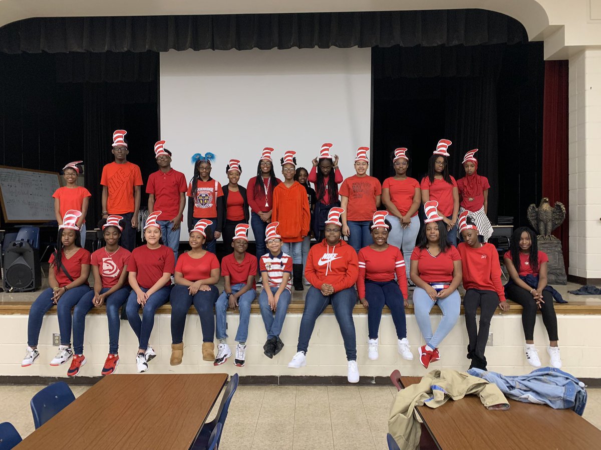 ableach08's tweet photo. Redan Middle School Beta students “Maximize Service Monday” by reading to students at a local elementary school on Dr. Seuss’s Birthday. #betaweek20 https://t.co/78HAFrVqYB