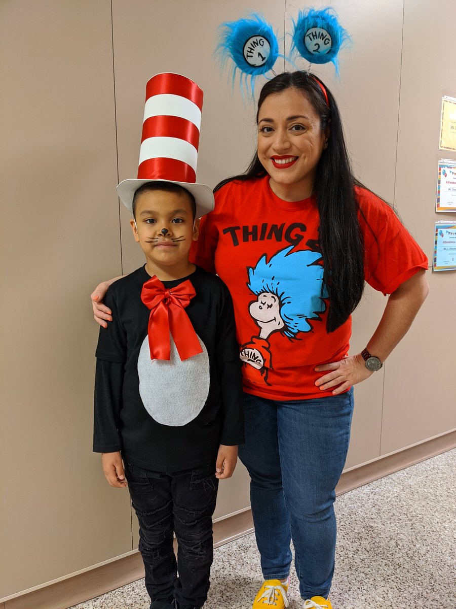 ms_escutia's tweet photo. Celebrating Dr Seuss' birthday! @MarcellaES_AISD @AldineISD @edwards_demedia #MarcellaAddsValue #WeAreAldine https://t.co/A6wzILAvRJ