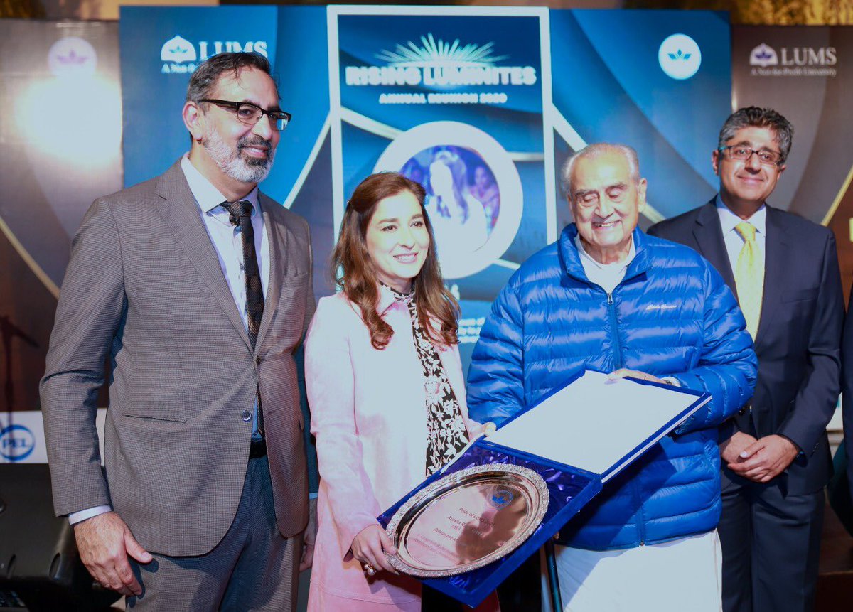 AyeshaRaza13's tweet photo. Humbled, honoured, grateful!
Dedicate this #PrideOfLums award to all those whoโve inspired me,encouraged me, supported me & have worked alongside me-enabling me to deliver to the best of my abilities.
Thank you Syed Babar Ali, Dr Arshad Ahmad,VC LUMS, President & VP LUMS alumni https://t.co/h3lDqcirLq