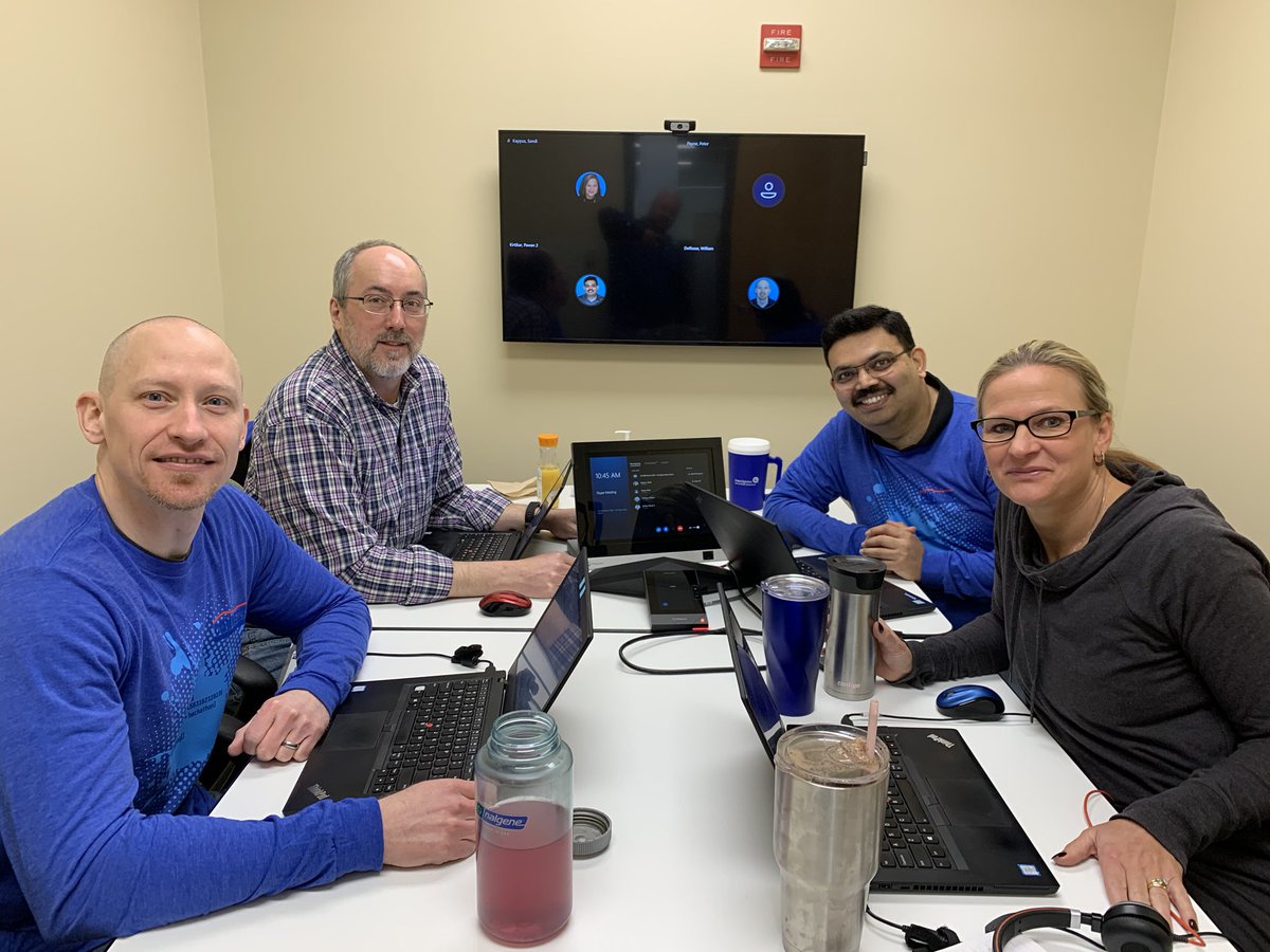 mkuphal's tweet image. 24 hours of @AmeripriseAH Hackathon has started!  Here are a few of the teams that are onsite today. #Innovate #TryNewStuff