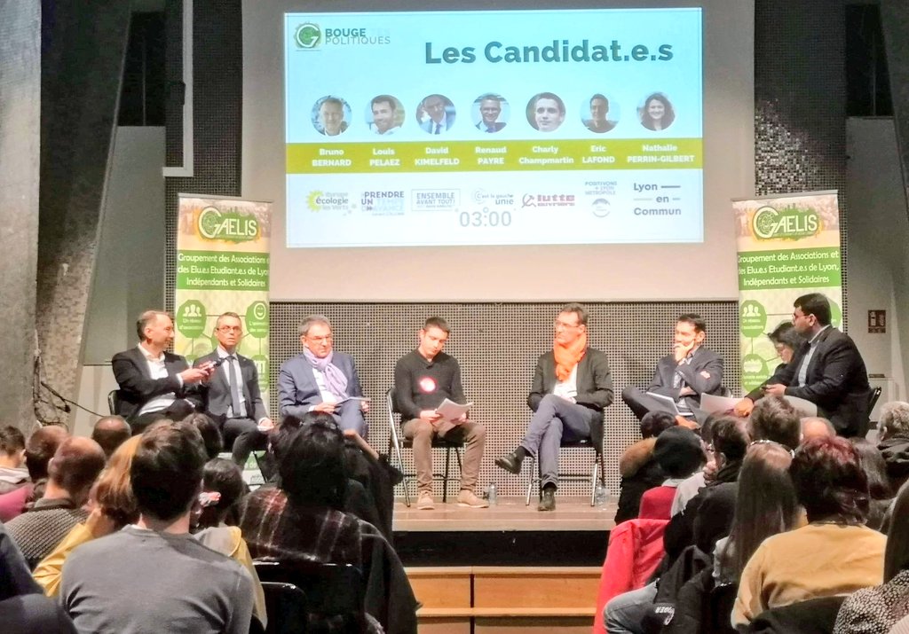 Antoinedulin's tweet photo. Merci à @GAELIS_Lyon @La_FAGE de faire de la #jeunesse un enjeu de la campagne #metropolitaines #Lyon au moment où celle ci est de + en + touchée par la #pauvreté. La création d'un revenu minimum dès 18 ans mettra fin à la discrimination que subissent les jeunes. https://t.co/0ZaOu8J7Va