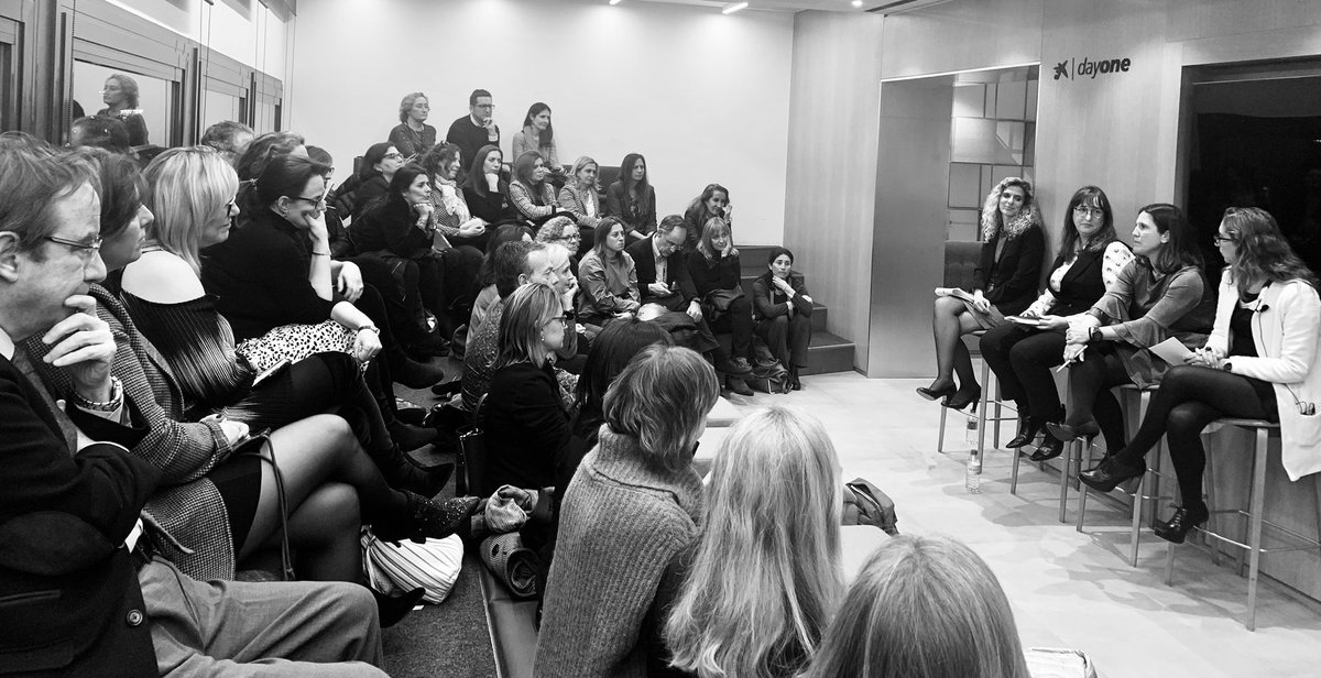 montse_barcelo's tweet photo. Nos encanta ver tantos #EngaMen en nuestros #afterworks #EjeCon #8M2020 #IWD2020 @AsocEyC @J_EscobarMarin @jdiazandreu @ArnaldoMuoz5 @GemmaSiso @juliorodriguezd https://t.co/M52yAXDsKh