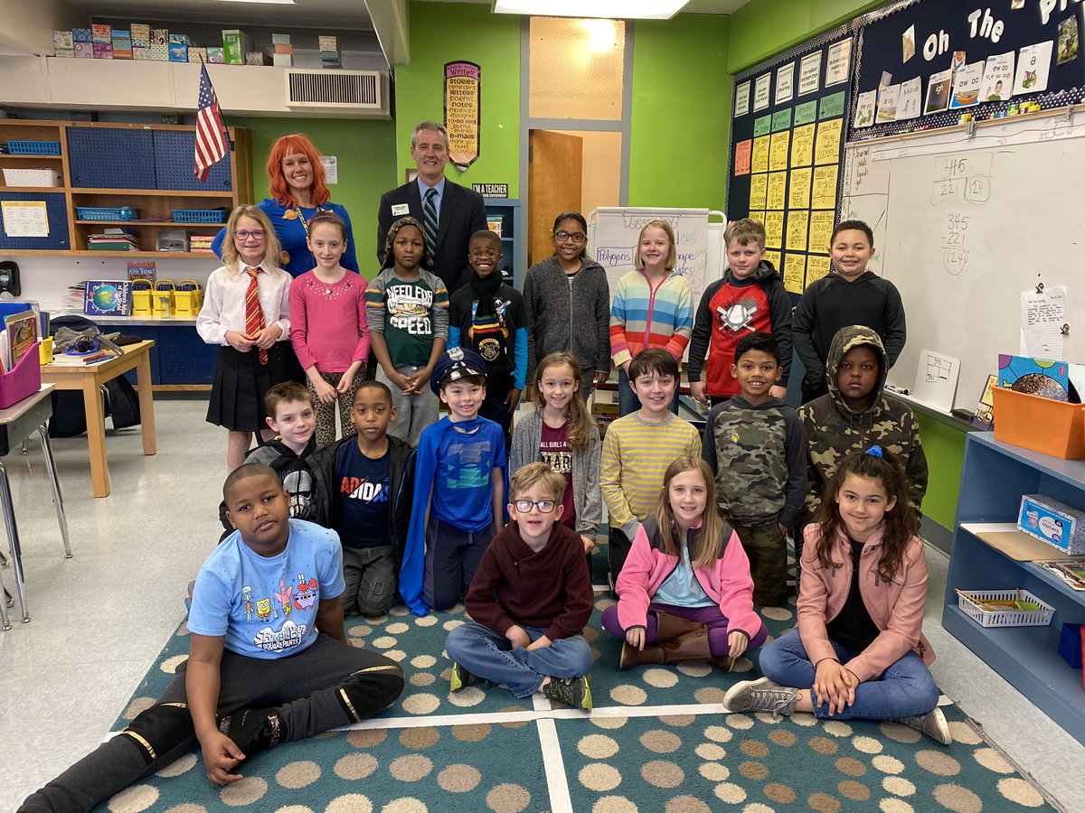 ChrsLwdr's tweet photo. Thanks to Ms. Grasty’s 3rd grade class for inviting me to read this morning! @Rbrownbobcats @CabCoSchools https://t.co/T1JRt2Zm19