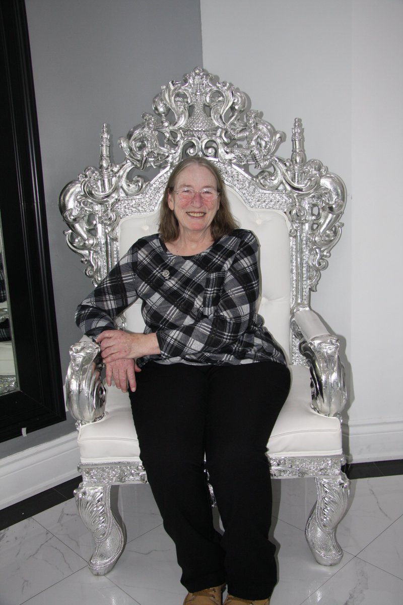 calix's tweet photo. #RT @iamawcanada: @heatherkel agreed to a rare portrait. Thanks Heather!
#HeatherRules
#iwd2020 #PowerOfMany #canlab #canpoli #bramptonpoli #peelpoli #onpoli #Brampton
@heatherkel a accepté un portrait rare. Merci Heather! https://t.co/7HkYB0YD0z