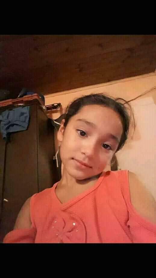 BarloniTomi's tweet photo. Ella es guadalupe, el de la segunda foto Sergio Oliveira.
Ella tan solo 8 años y el hijo de puta la violó y prendió fuego. No se olviden nunca de su cara.
#justiciaporguadalupe https://t.co/ZBUOOfRRZK