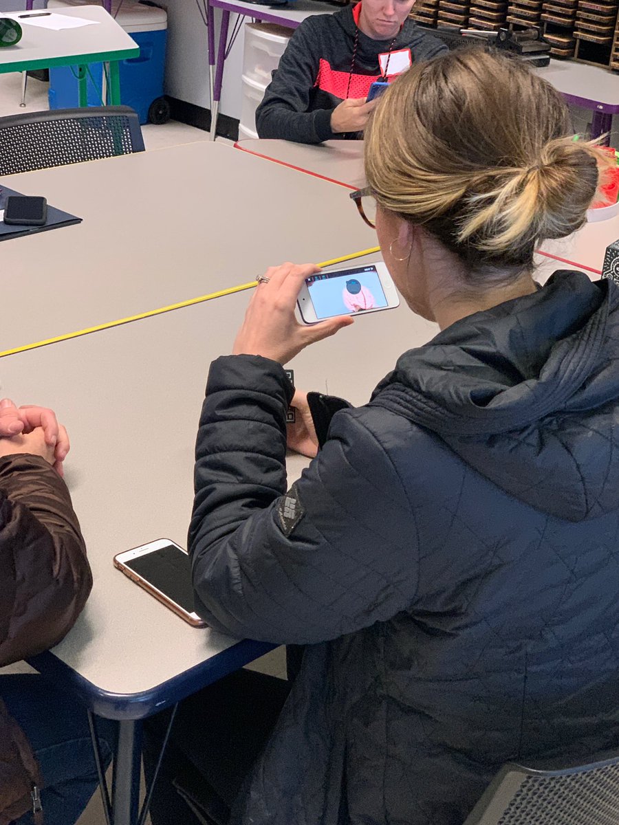 stephlm_pstcc's tweet photo. Had a great time representing @ps with local K-12 educators at the 2020 @roanestate Teaching Symposium! Encouraging K-12 educators to use immersive technologies to engage their students. #learningin3D #ar #vr https://t.co/KbQtKypqOy