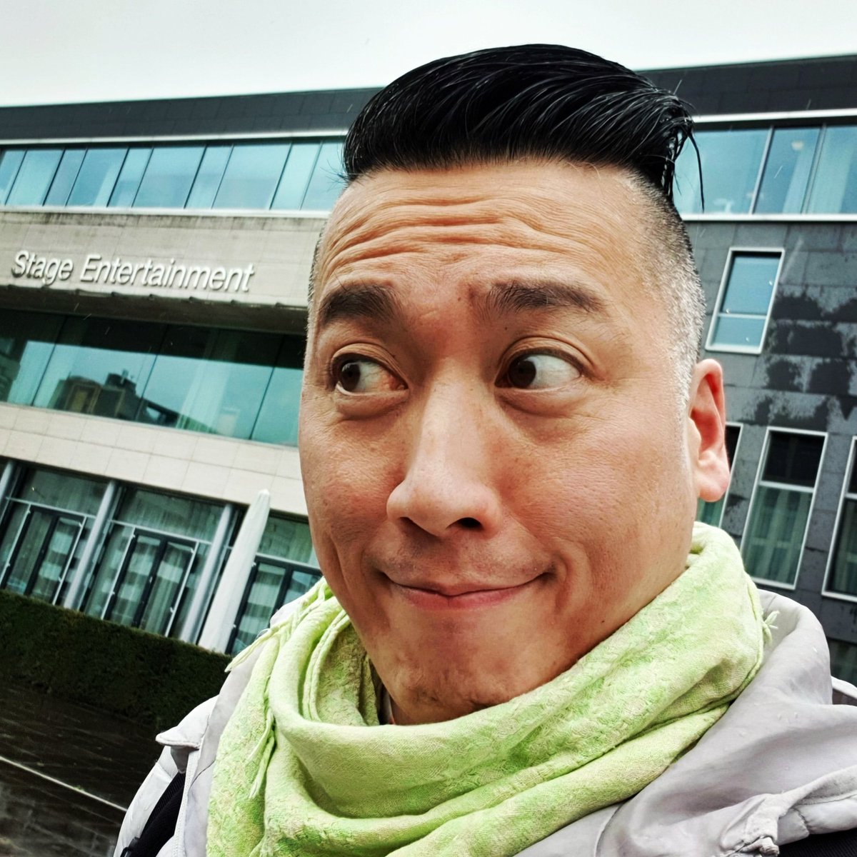KokHwaLie's tweet photo. Well this has been a while.....!!! #15yearsofmylife #misssaigon #rent #aida #mammamia #jesuschristsuperstar #thewiz #ciskederat #mammamiatour #petticoat #hijgelooftinmij #mijnoudebaas #formeremployer #stageentertainment #amsterdam #actor #actorslife #workingactor @StageEntertain https://t.co/SuQeiRrVGg