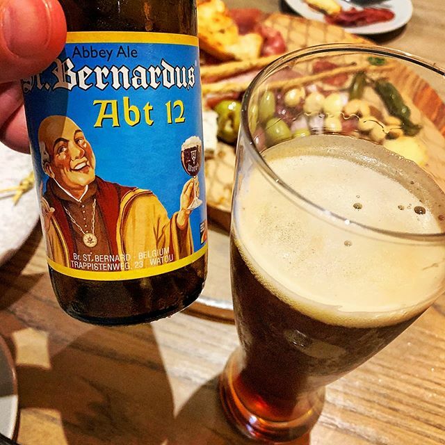 lee_lind's tweet photo. Those monks sure know how to make a beer. 10% ABV 🍺 #stbernardus #abt12 #beer #toledorestaurant #coronadospringsresort #disney #thisishowleeanddianado https://t.co/SqshgMoy9p