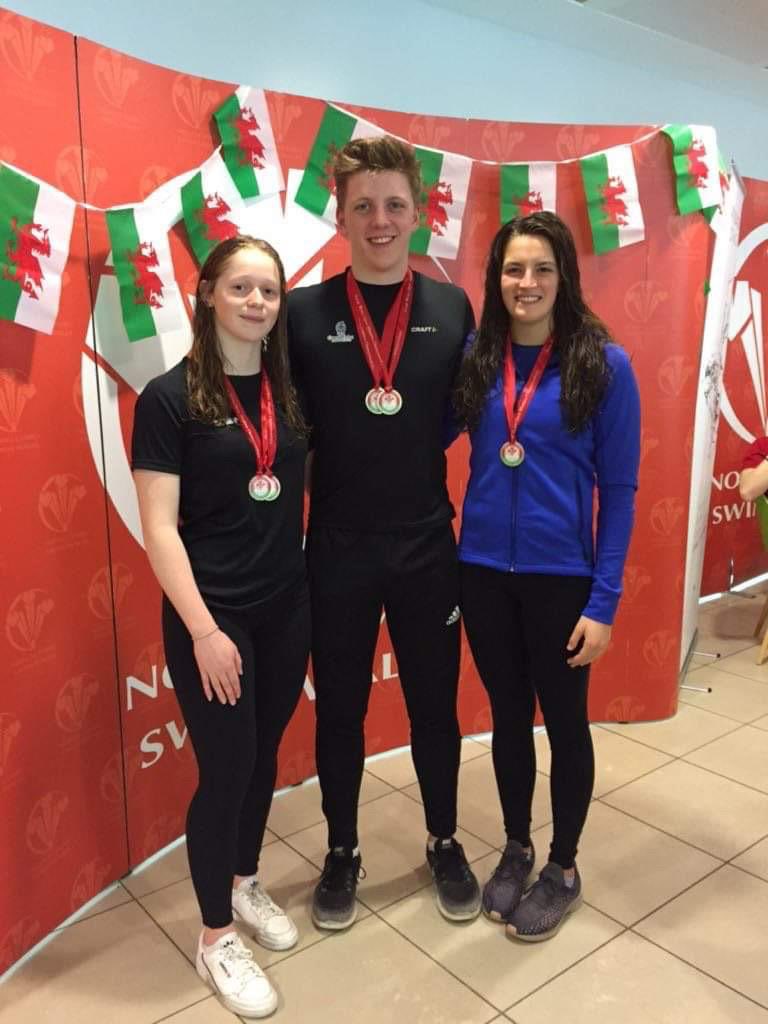 CardiffMetSwim's tweet photo. Well done to scholars @Jakefabi7, @katie_townsend and @KatieRees1998 for their successful swims at the @SwimWales Masters Championship. Lots of medals and season best performances all round 🏊‍♂️🏊‍♂️🏊‍♂️ https://t.co/RC1WNXBDIP