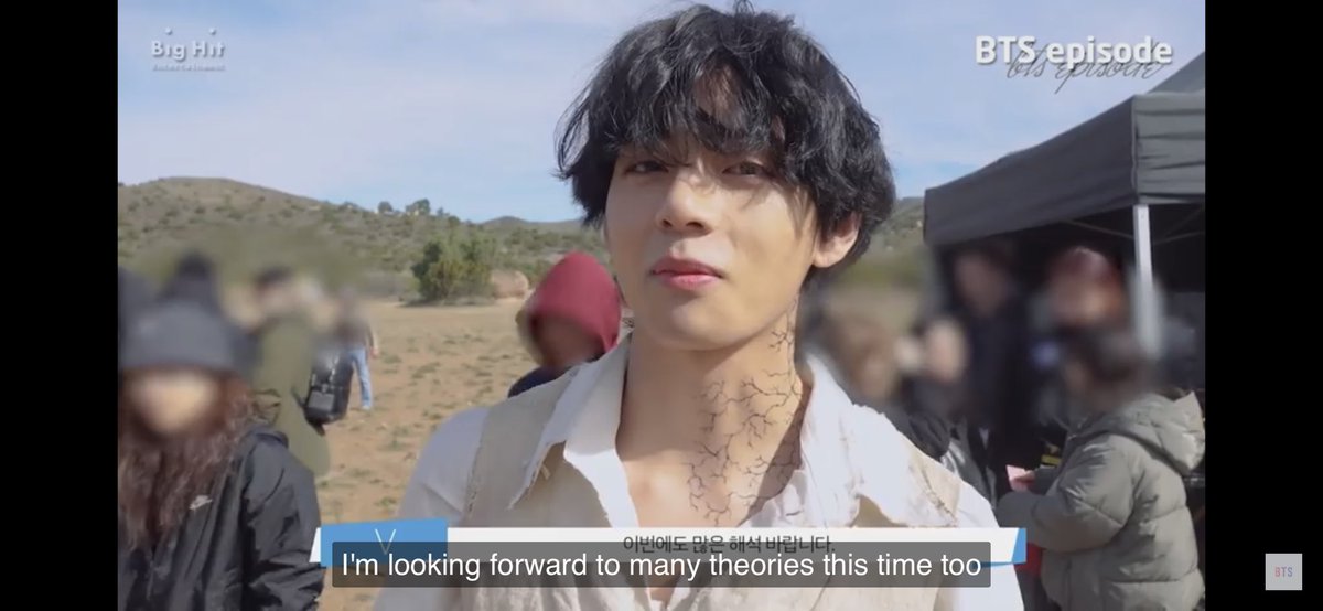 SarangLish7's tweet photo. He sees us Army... he knows @BTS_twt #BTS #StreamONVideo https://t.co/OvzD1GJXyF