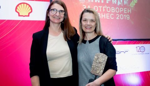 galyatomov's tweet photo. So proud@Citi won the BBLF # ResponsibleBusiness Investor in Human Capital award for the #RinkerYouthChallenge entrepreneurship program! Thank you @Citi Foundation &amp; #bcause #Pathways2Progress #bblfawards2019 #отговоренбизнес https://t.co/359kbYL2nz
