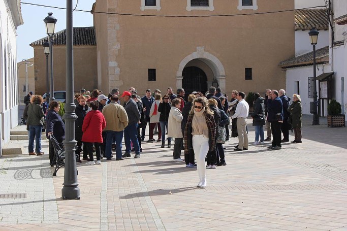 COACM_AB's tweet photo. El sábado durante la ruta "Paisajes urbanos", del proyecto "Paseando Fuensanta" del grupo de paisaje. Agradecemos la  presencia de tantos Fuensanteños, de su alcalde, y del D.G. de Planificación Territorial, José Antonio Carrillo, que aceptó nuestra invitación. https://t.co/hY0VCU1UJF