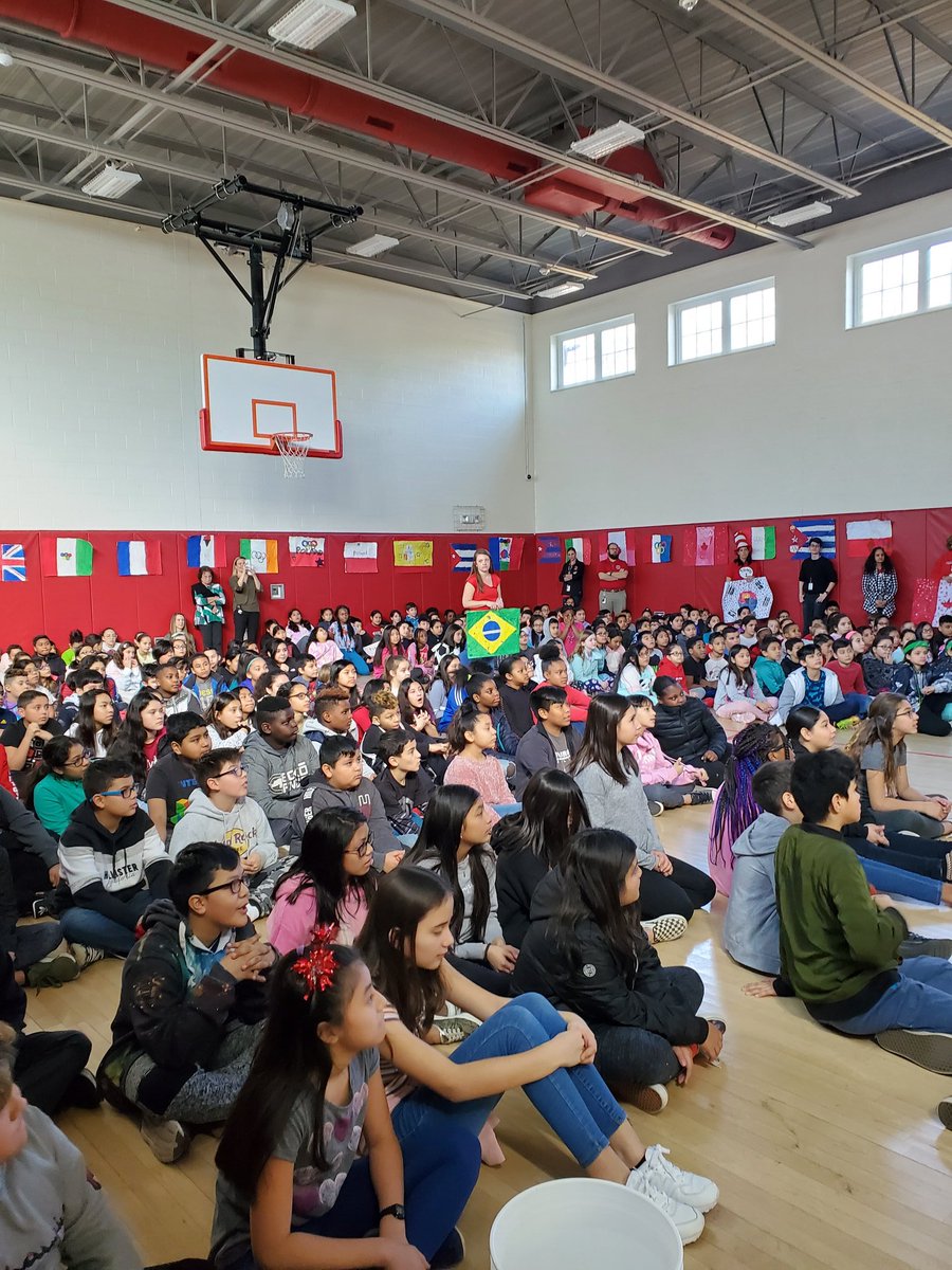 Rocking the Winter Olympics at Smalley School! <a href="/djgallagher/">Dr. Dan Gallagher</a> @AskStacyYoung <a href="/BbhsCrusaders/">BBHSCrusaders</a> @Principal_NE <a href="/BbrookGuidance/">BBrook Guidance</a> @KBrucia123