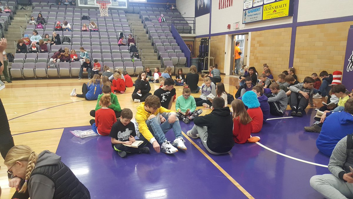 Read K-12 for Dr. Seuss's Birthday #goodhueschool