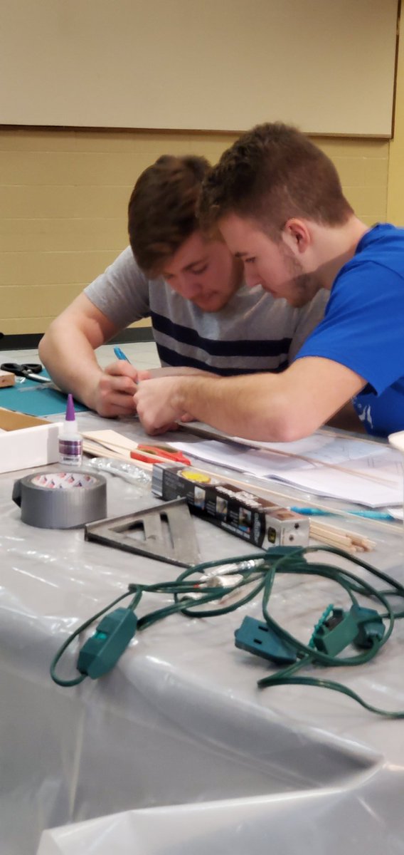 JmhsPhysics's tweet image. MVMBBC 2020 #MVMBBC ##bridgebuild #breakit