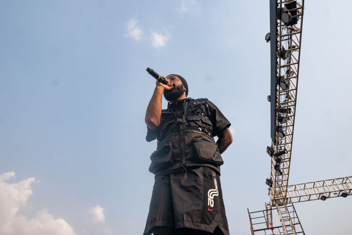 azadirecords's tweet image. Some clicks of @prabhdeepmusic over the weekend at @Crossbladelive Music Festival! Thank you for having us 🔥

📷: Anurag Sharma 
#PrabhDeep #CrossbladeFestival #GigsInPune #AzadiRecords