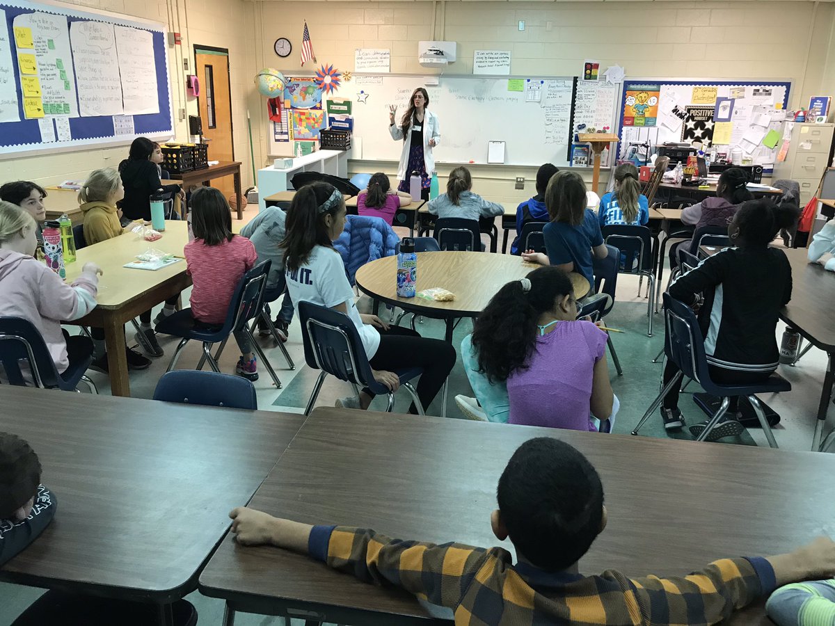 teaching3Ls's tweet photo. 5th Grade Fun! We had a visit today from High Touch High Tech!   It was great review of our earlier unit about magnetism and electricity.
#rneGreatThings https://t.co/Gz29FmIcpN