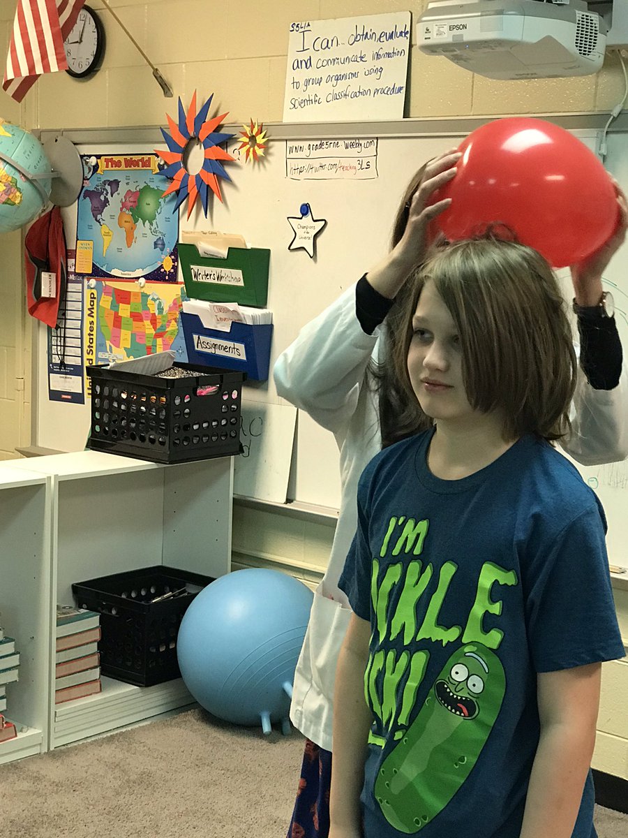 teaching3Ls's tweet photo. 5th Grade Fun! We had a visit today from High Touch High Tech!   It was great review of our earlier unit about magnetism and electricity.
#rneGreatThings https://t.co/Gz29FmIcpN