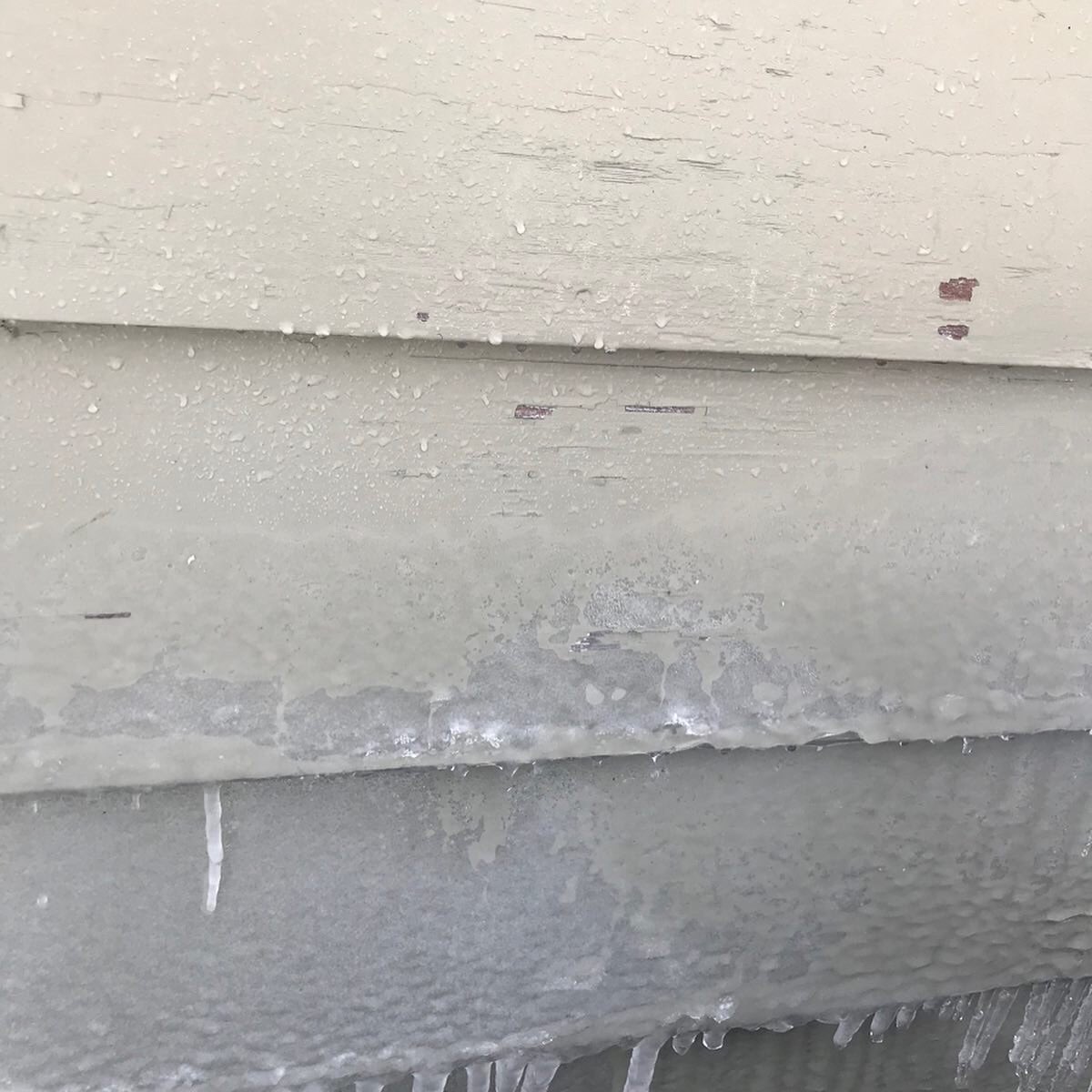 Ice, wind and snow can damnage the exterior of your home, especially in Northeast Ohio! Fox Painting will hook you up! 
.
.
#paintingcontractor #paintlife #exterior #exteriorpainting #ice #homeimprovement #reno #renovations #houserenovations #wind #cleveland #snow #ohio