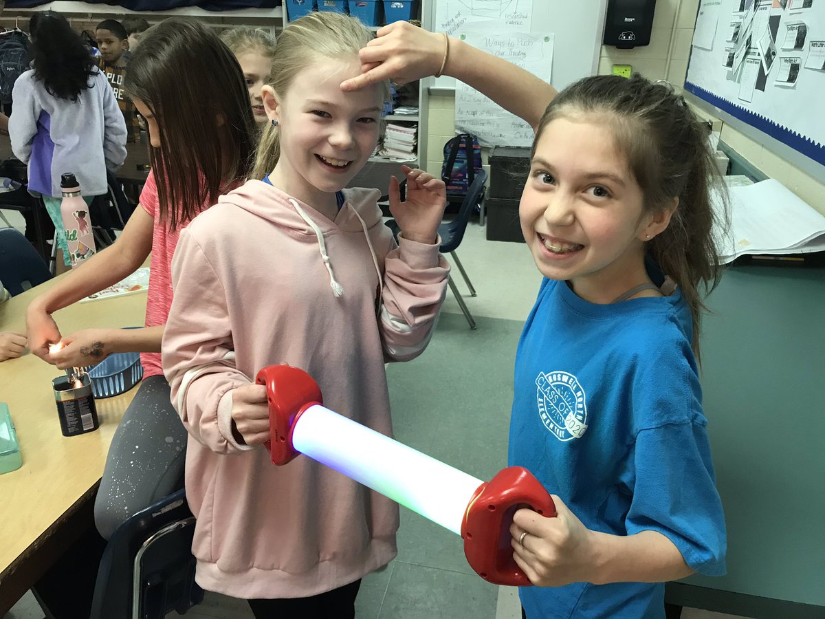 teaching3Ls's tweet photo. 5th Grade Fun! We had a visit today from High Touch High Tech!   It was great review of our earlier unit about magnetism and electricity.
#rneGreatThings https://t.co/lpOo3SKlyD