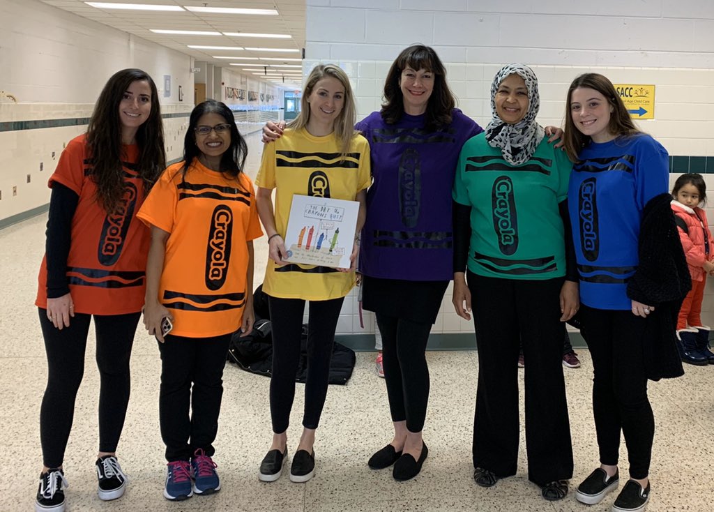 The Day the Crayons Quit 🖍 What is your favorite book? #ReadAcrossAmericaDay #preschool <a href="/HuntersWoodsES/">Hunters Woods ES</a> <a href="/FCPSHeadStart/">FCPS PreK</a>
