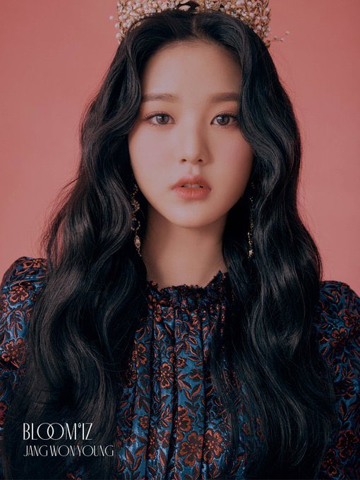 janinechangs's tweet photo. @onthisdaykpop my taste >>>> https://t.co/QZHDlmTq6Y