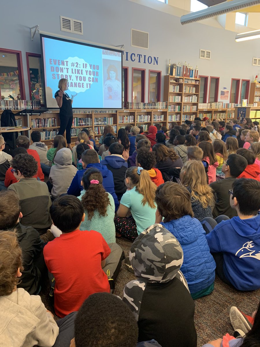Mystery reader AND visiting author all before 9am on Monday! #ReadAcrossAmerica <a href="/SREFalcons/">Sunset Ridge Elem.</a> <a href="/bvschools/">Blue Valley Schools</a>