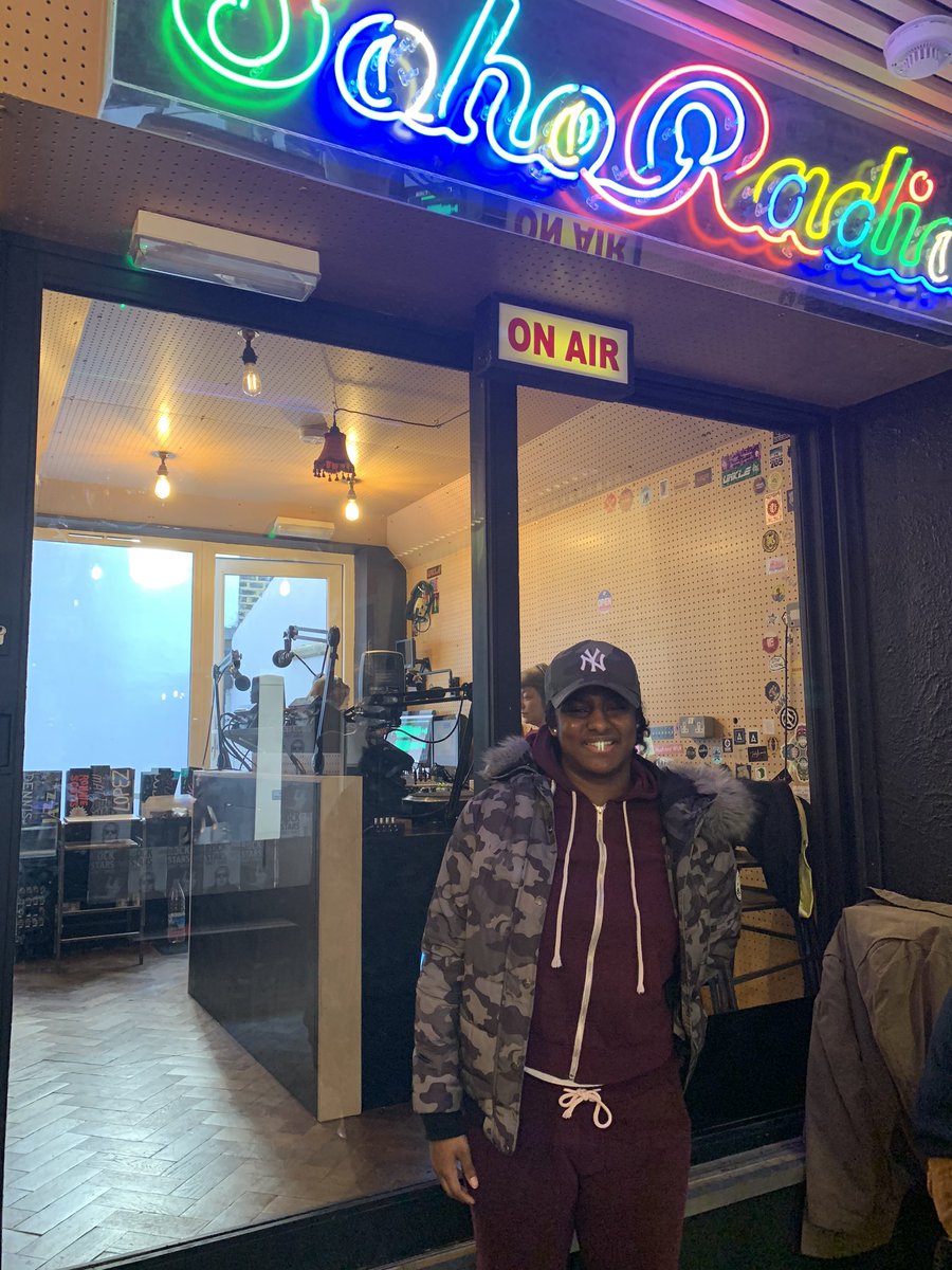 SoundSkool Music Industry College 🔈 (@soundskool) on Twitter photo We wanted to thank the lovely peeps down <a href="/sohoradio/">Soho Radio</a> 📻 for hosting our students today 💪🔊❤️ SoundSkool x Soho Radio Link Up
#Podcast #SohoRadio #Soho #SoundSkool #MusicIndustryCollege #London #CamdenTown #Radio #Music #Arts #Culture #MusicEducation We wanted to thank the lovely peeps down <a href="/sohoradio/">Soho Radio</a> 📻 for hosting our students today 💪🔊❤️ SoundSkool x Soho Radio Link Up
#Podcast #SohoRadio #Soho #SoundSkool #MusicIndustryCollege #London #CamdenTown #Radio #Music #Arts #Culture #MusicEducation