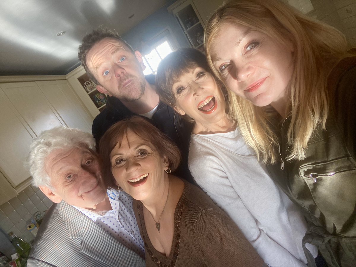 missjohud's tweet photo. Our 2 week anniversary & Foxy @Liamfoxactor and I have had a lovely time in the company of @mrparrotface The Divine #LisaDavid & @TheAnitaHarris
Fine food, dog walks & country pubs! Was also lovely to meet beautiful Dottie 🐶❤️
Thank you so much Fred & Lisa,we’ll be back soon!❤️ https://t.co/zXML3iNosc