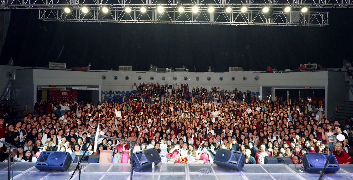 iskoexo's tweet photo. “...ito malinaw. amen.
wawawawa wawa. ang angal niyo.”

feb. 29, 2020, sm north skydome
#dISKOEXO https://t.co/VZYvIZHJjV