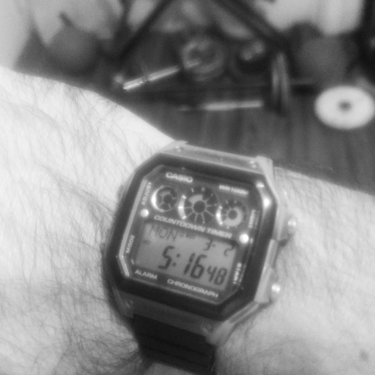 cesaralderetemx's tweet photo. Un buen hábito puede hacer del tiempo tu mejor amigo, pero un mal hábito puede hacer del tiempo tu peor enemigo🇲🇽🔱👊
---
#CesarAldereteMX #JockoWillink #ExtremeOwnerShip #WayOfTheSeal #UnbeatableMind https://t.co/WeHxXpDEvG