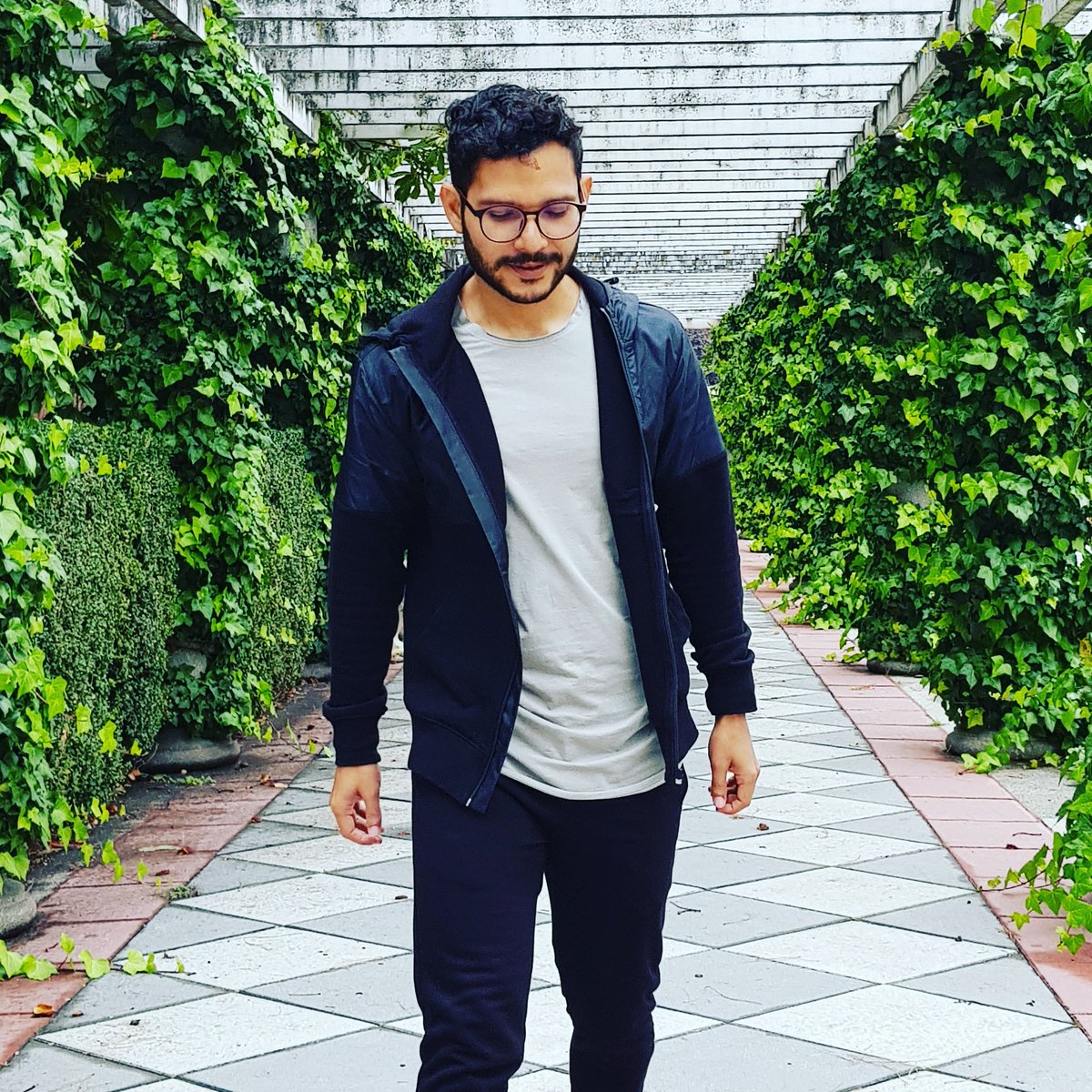 maanVN's tweet photo. #NuevaFotoDePerfil tenía la misma foto desde que abrí la cuenta. Es hora de cambiar un poco y desempolvar la casa. https://t.co/oksh3bZSUp
