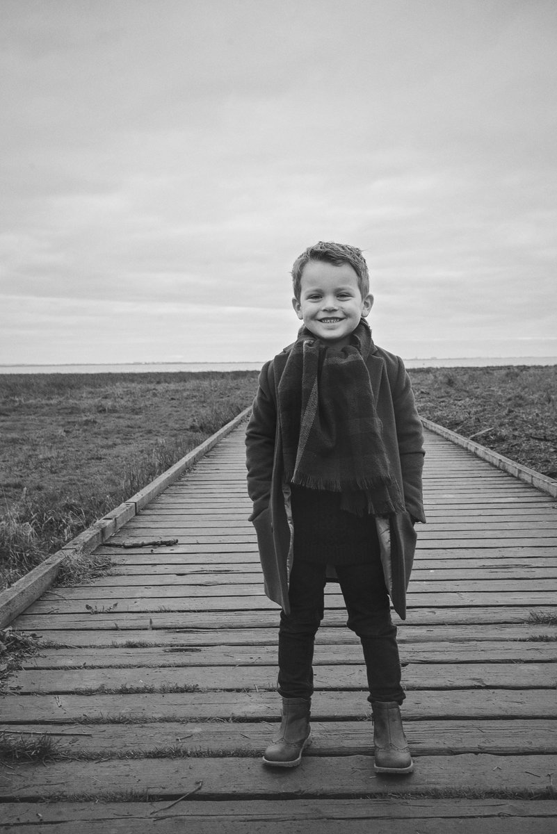 Recent photoshoot on Lytham jetty. #portraitshoot #lytham #photographer #fyldecoast #memorymaking <a href="/Gillylancs/">John Gillmore</a> @pro_photo_mag <a href="/Live_PF/">Live Preston & Fylde</a> <a href="/DiscoverFylde/">Discover Fylde</a>