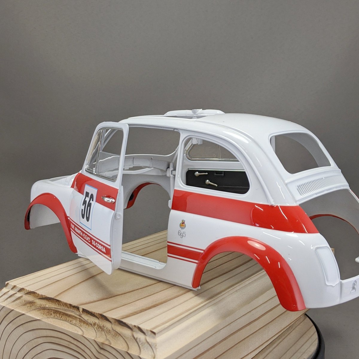 Take_Channel36's tweet photo. 【ITARELI ABARTH695 SS】
久しぶりに695の作業を再開しました！
今回はドアを付けていきます♪

https://t.co/5wMUyVTGMB

#carmodel #112scale #plamodel 
#イタレリ #italeri #タミヤ #TAMIYA 
#アバルト #ABARTH
#アセットコルサ #assettocorsa
#695SS https://t.co/donUg5MNSt
