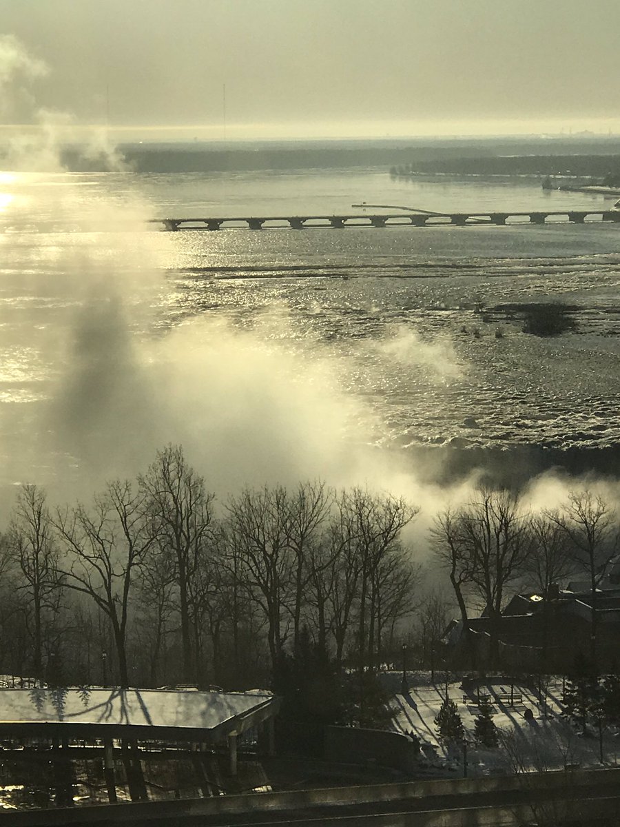 Rebel_Charters's tweet image. Canadian Niagara Falls cold with mist and pushing small ice/ slush over on Match 1st